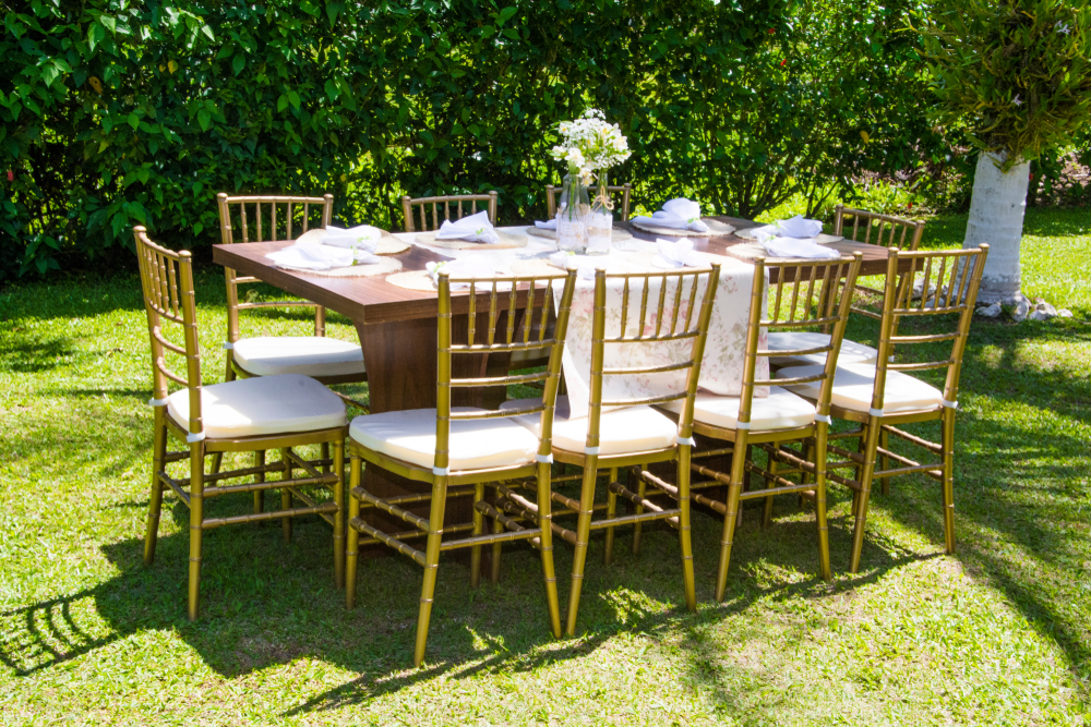 How to Choose the Perfect Teak Garden Furniture for Your Home